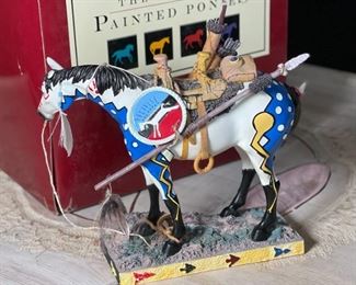 Painted Ponies 2006 The Woodland Hunter 12220  Horse Figurine	7x7.5x2.5in	HxWxD

