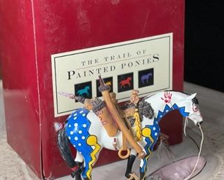 Painted Ponies 2006 The Woodland Hunter 12220  Horse Figurine	7x7.5x2.5in	HxWxD
