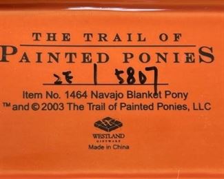 Painted Ponies 1464 Navajo Blanket Pony Horse Figurine 2003	7x7.5x2.5in	HxWxD
