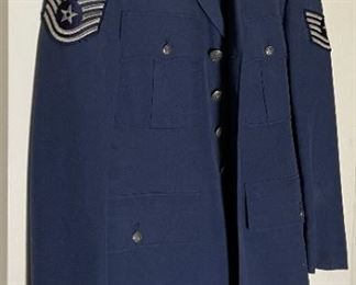 1970s US Air Force Dress Blue Service Jacket and Pants Uniform	Jacket: 42S<BR>Pants: 35x34	

