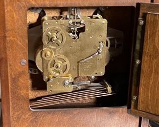 Hamilton Mantle 8DAY Chime Clock w/Hermle 340-020 Movement West Germany	15x12x7.5in	HxWxD
