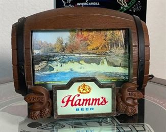 1960s Hamm’s Beer Barrel Motion Flip Sign Display Hamms	8.5x9.25x5.5in	HxWxD
