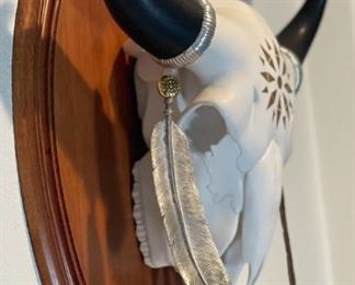 Southwest Ceramic Steer Head Mount	21 x 19 x 8in	HxWxD
