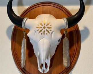 Southwest Ceramic Steer Head Mount	21 x 19 x 8in	HxWxD
