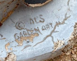 Concrete Lawn Jockey AL'S Garden Art Statue	43 x 23 x 13in	HxWxD
