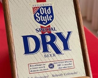 Heileman’s Old Style Special Dry Beer mirror	17.5x13.5in	HxWxD
