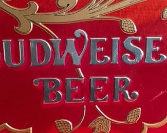 Budweiser Metal Sign  LU-774	25.5x15in	HxWxD
