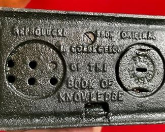 Reproduction Cast Iron Bank Ole Puffer Bulldog Dog Mechanical Cigar Nickels	8x3x6in	
