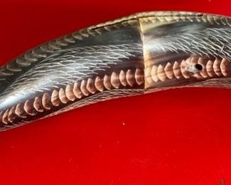 Hand Carved Horn EEL	12in long	
