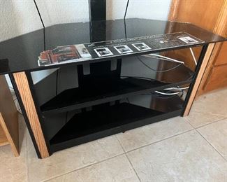 Bell’O three Way flat panel TV display entertainment center display	51x44x22in	HxWxD
