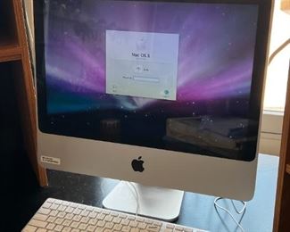 iMac 8.1 Core 2 Duo 2.4 ghz. Desktop computer with mouse and keyboard	16x19.25inl	
