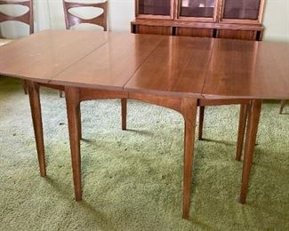 1959 MCM Drexel Profile Dining Room Table W/ 6 Chairs John Van Koert Mid Century Modern K46 K62 Drop Leaf	Table: 109 - 28in Long x 42Wide x29in H	
