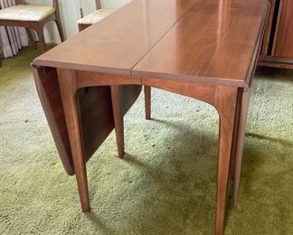 1959 MCM Drexel Profile Dining Room Table W/ 6 Chairs John Van Koert Mid Century Modern K46 K62 Drop Leaf	Table: 109 - 28in Long x 42Wide x29in H	
