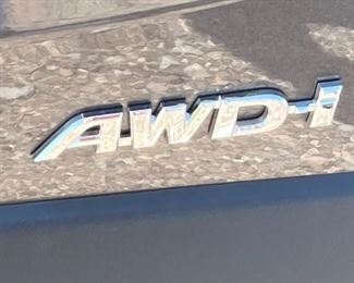 2018 Toyota RAV4 Hybrid HV Limited  (Only 6,000) Miles!)