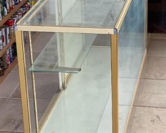 Huge Store Display Cabinet	38 x 60.25 x 20in	
