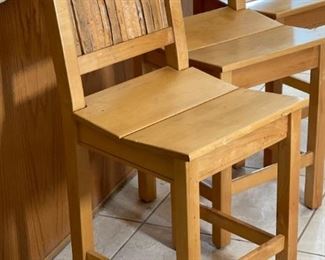 3pc Southwest Counter Height Chairs	42 x 18 x 19.5in <BR>Seat: 24 inches	
