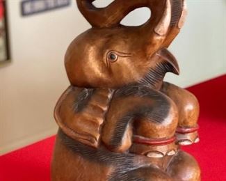 Carved Wood Elephant Pedestal	20 x 10.5in diameter	
