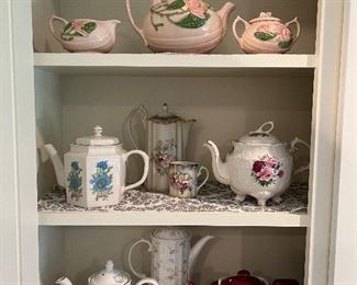Tons of teapots