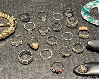 Unique Ring and Brooch Lot