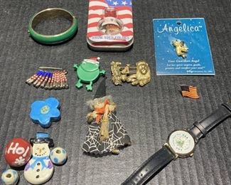 Vintage Hoiday Fashion Jewelry