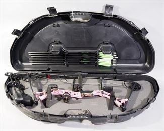 Diamond Archery By Bowtech Infinite Edge Compound Bow With Quiver And 6 Arrows (No Tips), In Plano Hard Case