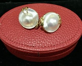 14K & Freshwater Cultured Mabe Peal Earrings
