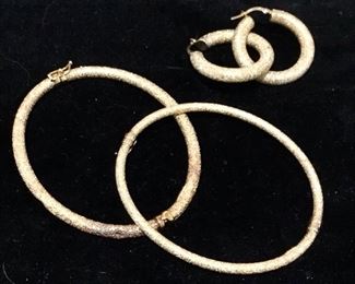 18K Bangles & Matching Earrings