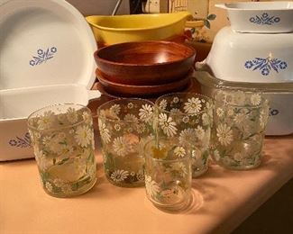 Vintage Libby Daisy Glasses
Blue Flower Corning Ware