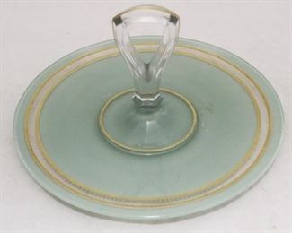 424c - Center handle serving tray 10" round
