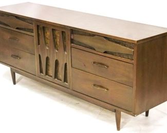 464 - Vintage mid-century dresser with fitted drawers Diamond carved cut out drawers, burled background small piece of veneer off on drawer 30 x 72 x 18
