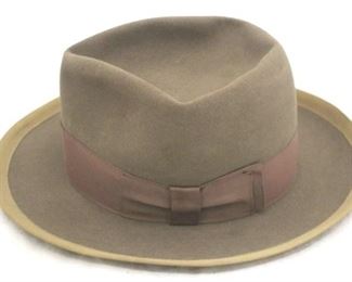 533c - Moveo ET Proficio men's hat of New York 13" round Opening size - 8" long, 6 1/2" wide

