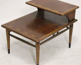 540 - Lane Acclaim step down side table 21 x 21 x 28
