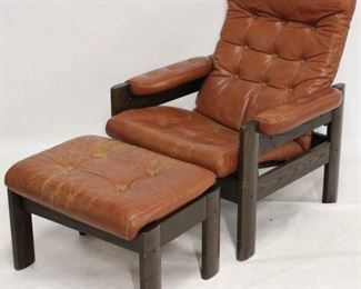 541 - Vintage reclining chair with ottoman chair in upright position 34 x 30 x 40 ottoman 15 x 23 x 17 1/2

