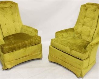 592 - Vintage Broyhill pair gold velvet arm chairs 39 x 29 x 29
