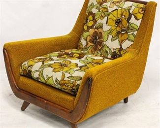 611 - Adrian Pearsall vintage lounge chair ladies size, original upholstery 31 x 35.5 x 34
