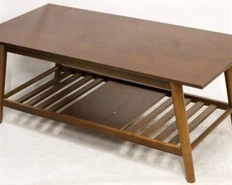621 - Contemporary modern style coffee table 18 1/2 x 47 x 23
