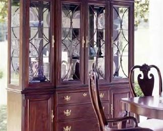 Kincaid Furniture Carriage House Collection - Solid Wood, Hepplewhite-inspired China Cabinet, Arched