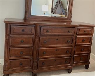 Kincaid Yardley Square 12 Drawer Grand Dresser with Mirror