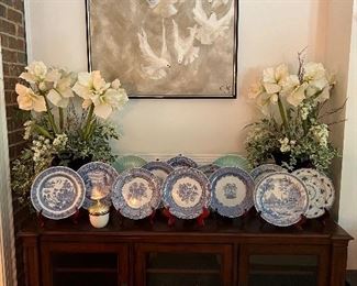 Collection of Spode Collector plates, Dove painting signed McCaine