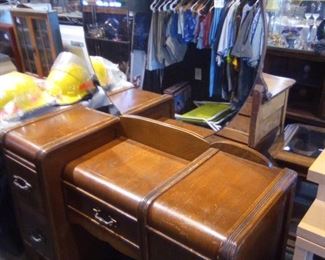 Wash Stand with Mirror