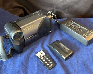 A011 Sharp Viewcam VLE36U Camcorder
