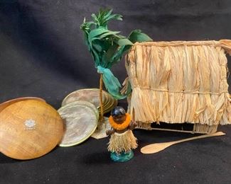 B030 Hawaiian Collectibles