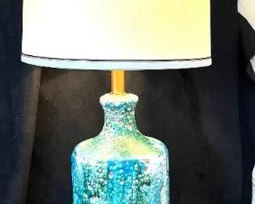 B104 Lava Glazed Lamp
