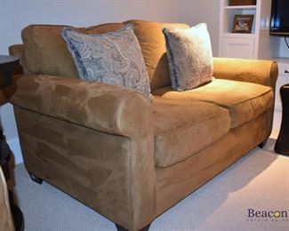 Max Home ultrasuede loveseat