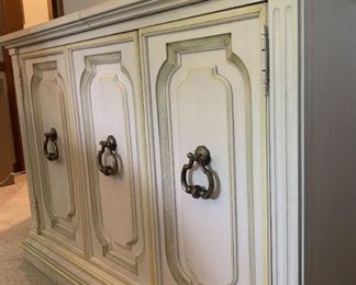 Drexel Heritage Server