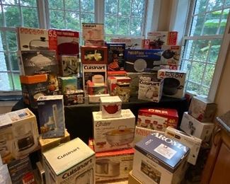 New in Box Kitchen!!