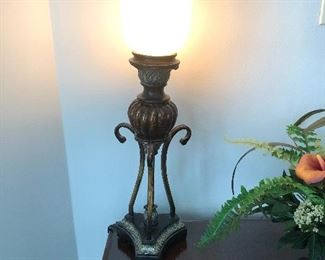 Torchere style lamp