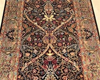 Rug - 3 feet x 5 feet