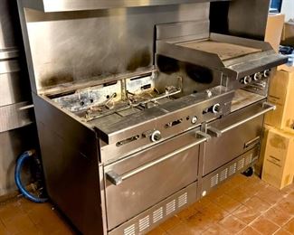 Garland stove with griddle