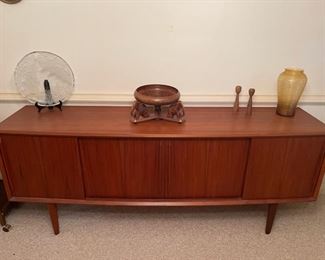 HP Hansen Credenza